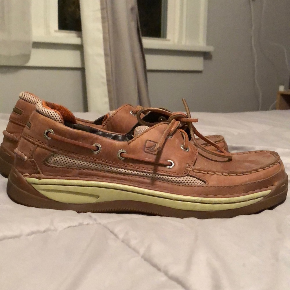 Sperry boat shoe